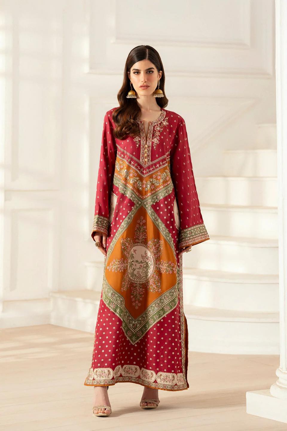 EMBROIDERED SUIT