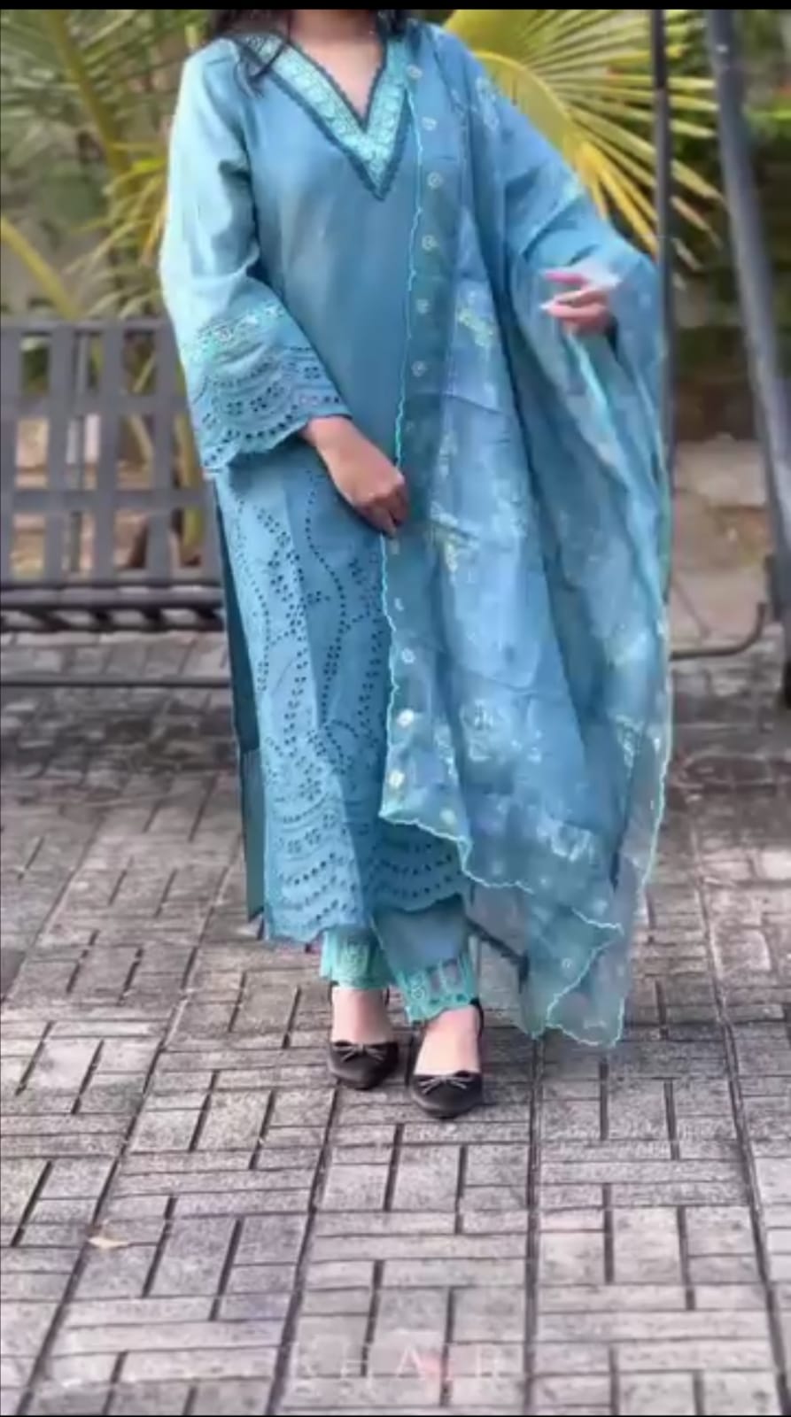 Embroidered 3pc suit