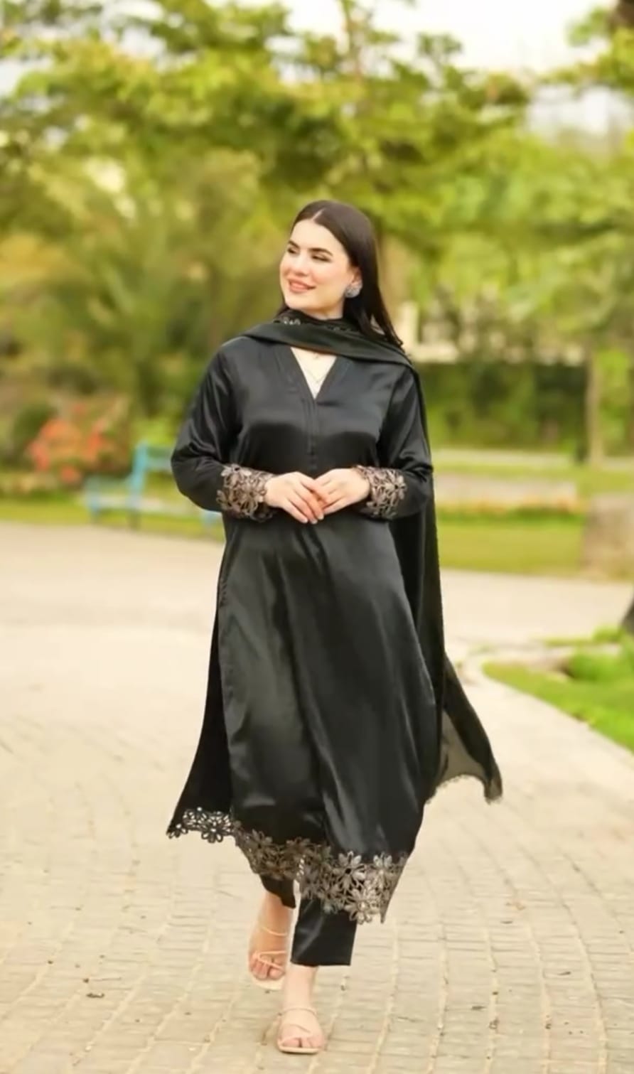 Embroidered 3pc suit