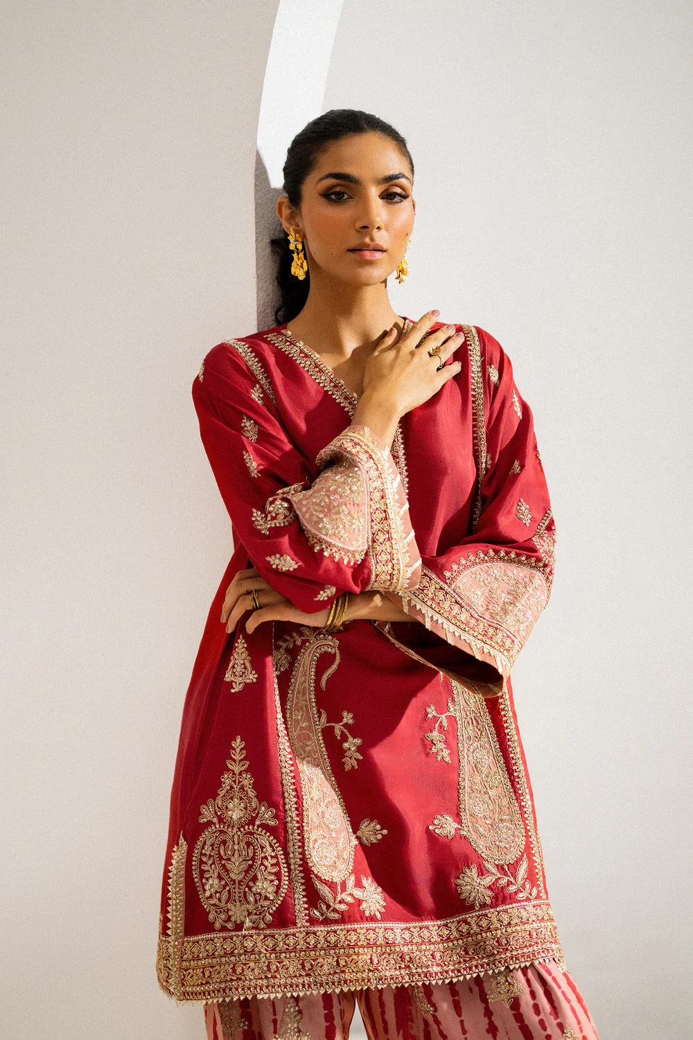 EMBROIDERED SHIRT