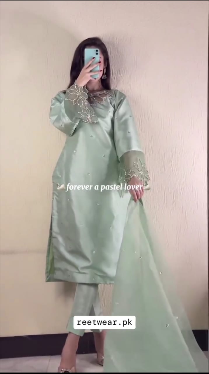 Embroidered 3pc suit