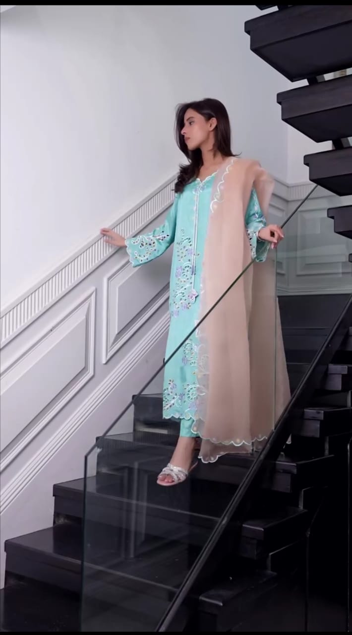 Embroidered 3pc suit