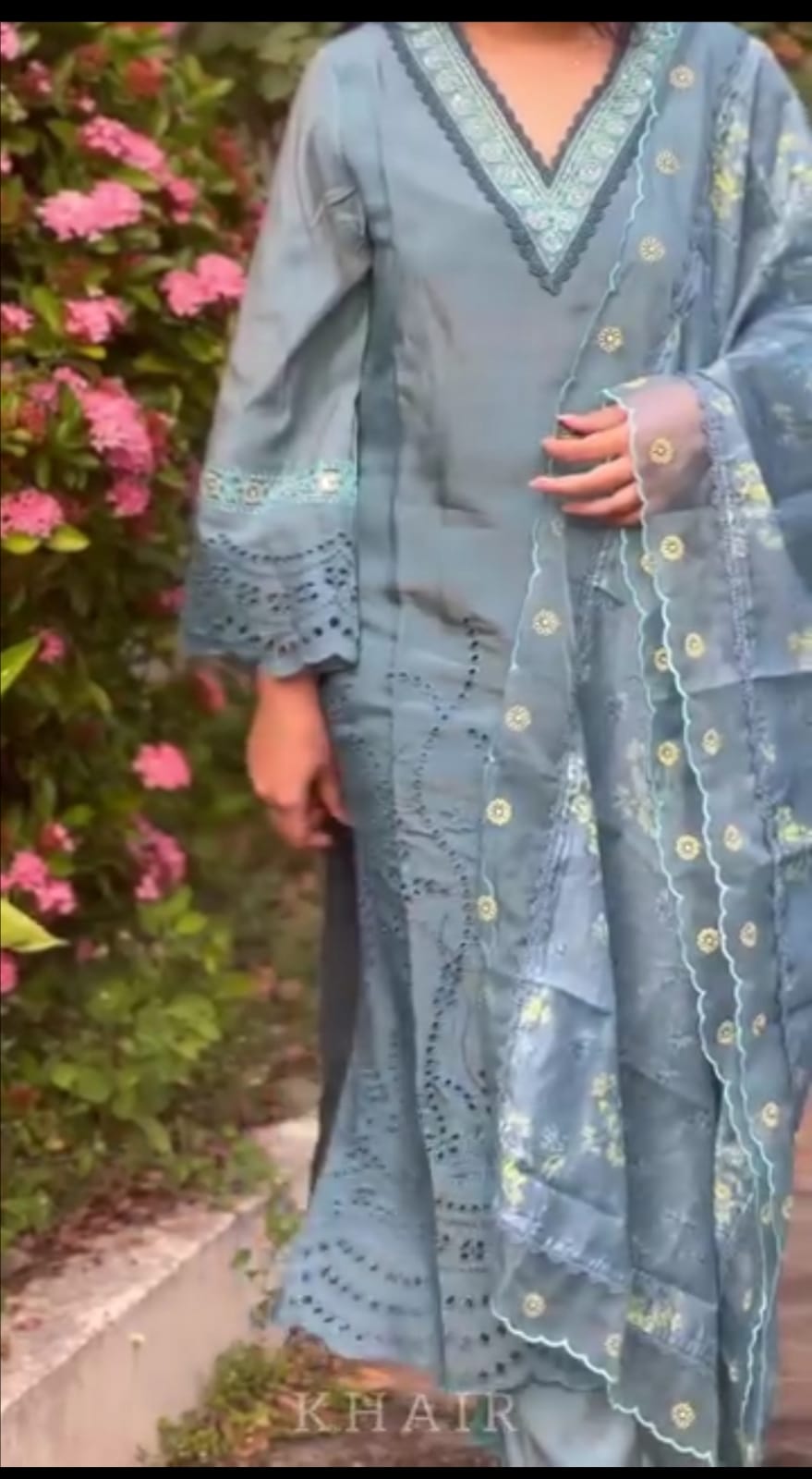 Embroidered 3pc suit