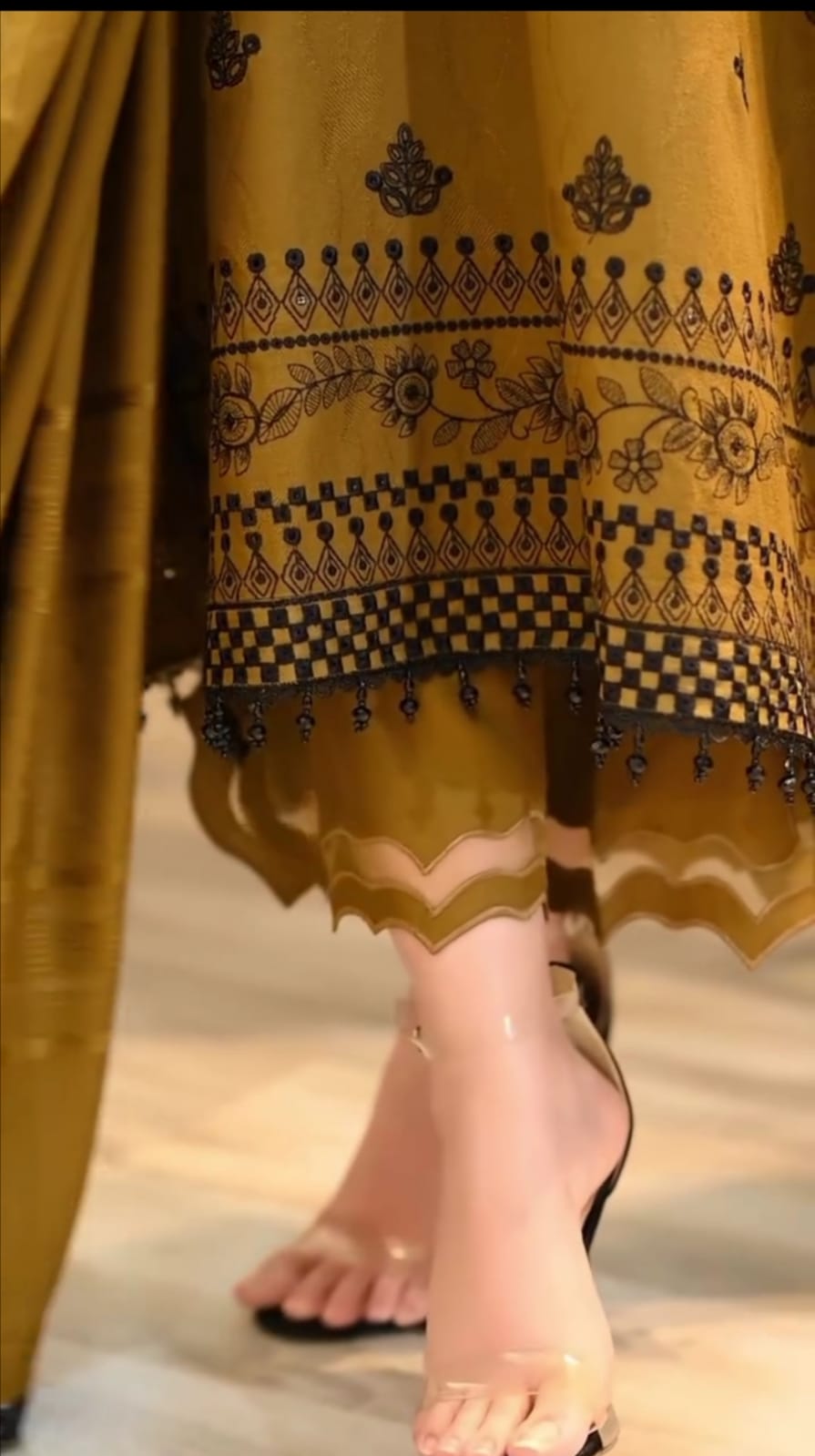 Embroidered fancy 3 pc suit