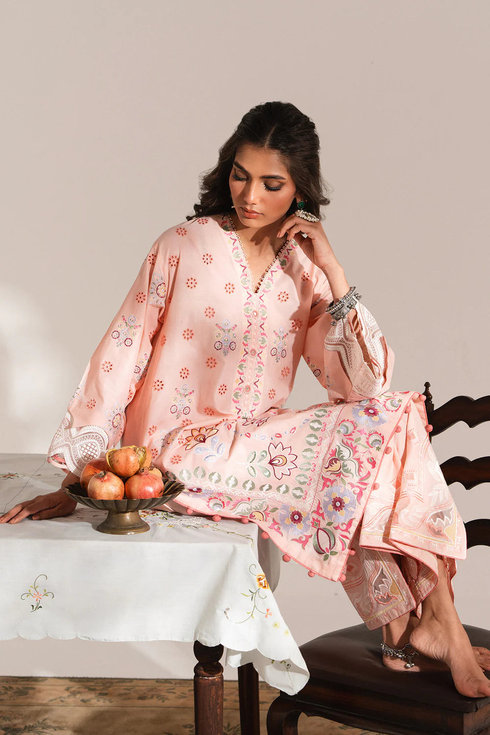 EMBROIDERED SUIT SHIRT – A LINE FIT – V NECK - FULL SLEEVES – REGULAR ENGTH