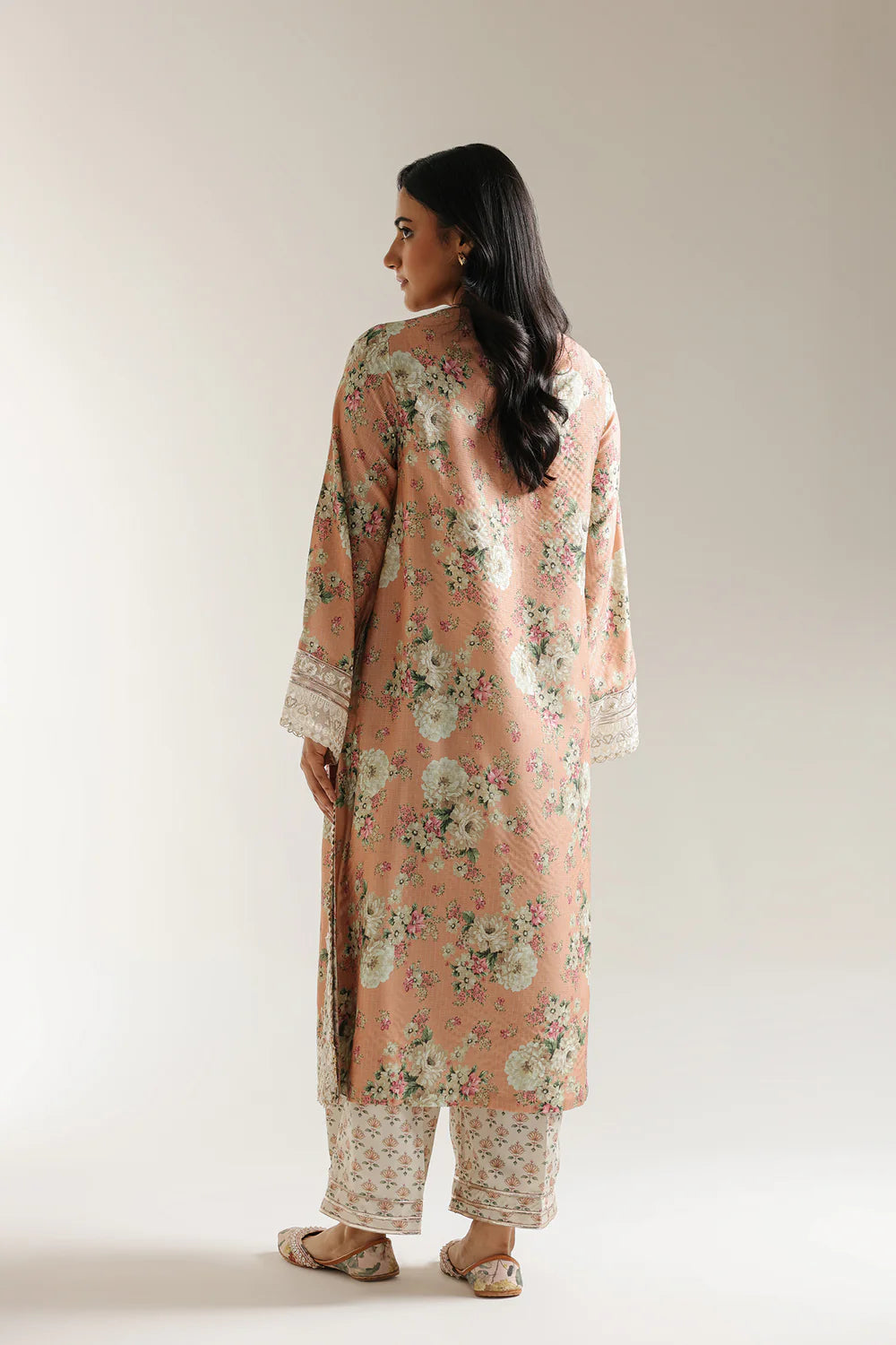 EMBROIDERED SUIT SHIRT – A LINE FIT – ROUND NECK - FLARED SLEEVES - LONG LENGTH