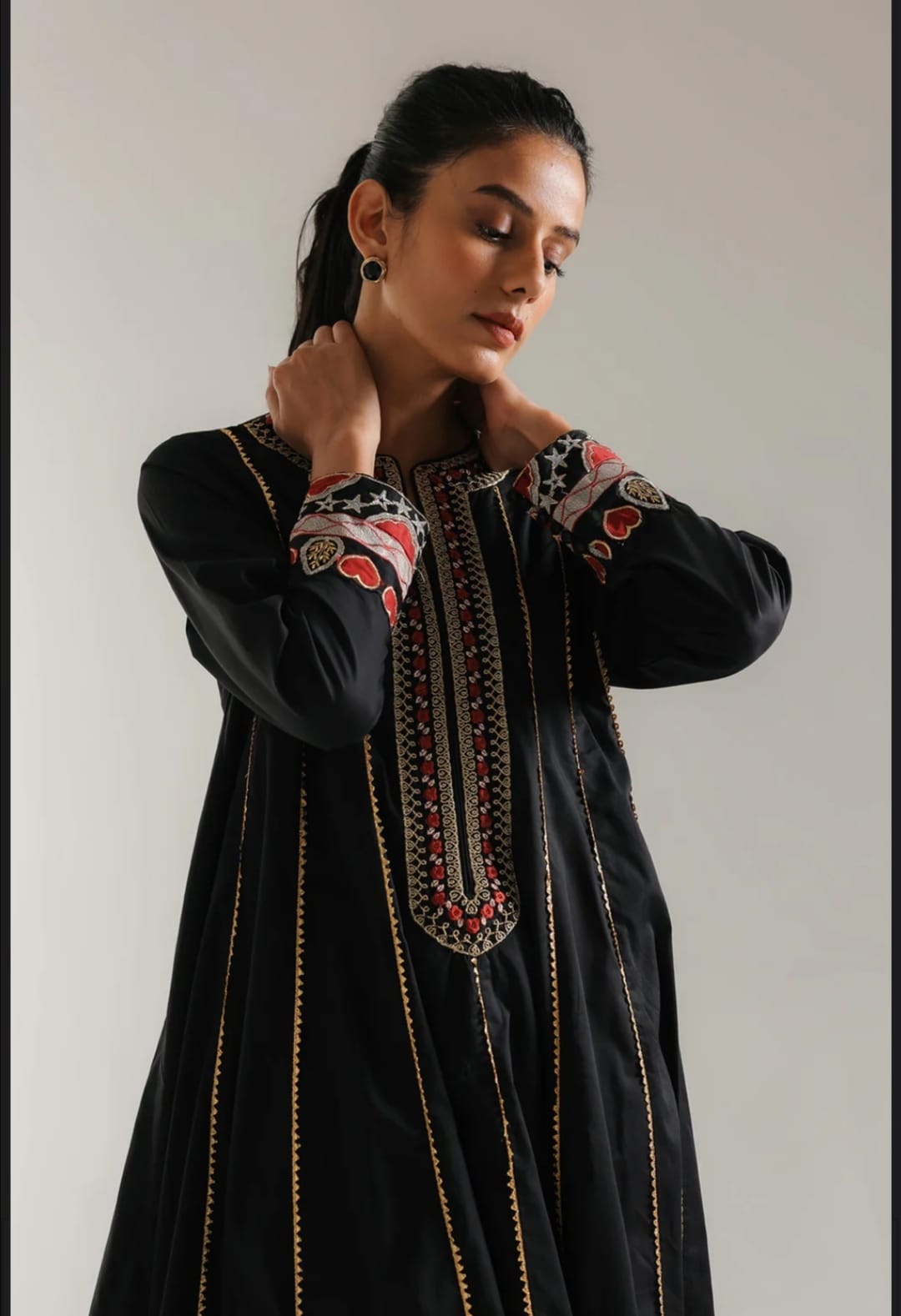 EMBROIDERED PISHWAS
